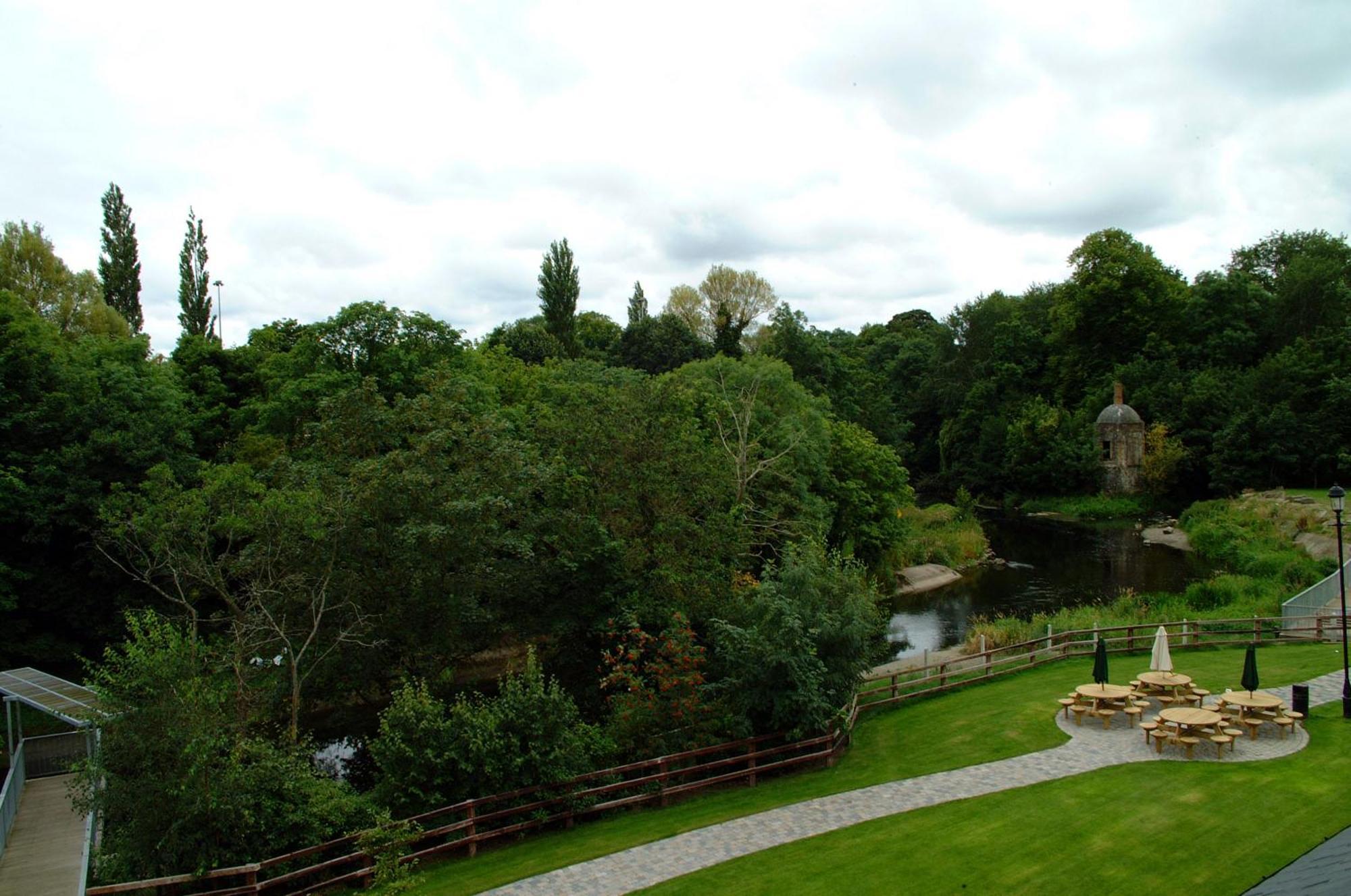 Court Yard Hotel Leixlip Exterior foto